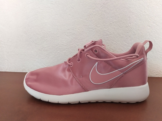 tenis color vino nike