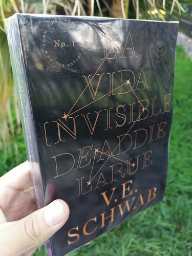Imagen 2 de 2 de La Vida Invisible De Addie Larue_v.e.schwab