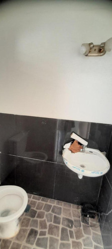 Imagen 11 de 16 de Edificio Comercial A Estrenar 12 Ambientes, Cocheras, Detalles De Categoría.
