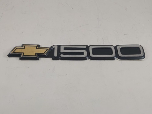 Emblema Letrero Chevrolet 1500 1985 1986 87 88 89 1990 1991