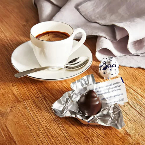 Bombon Con Avellana Latte Milk Bijou Baci Perugina 175 Gr.