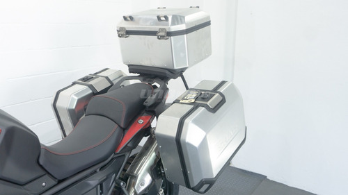 Voge 650 Dsx Moto Touring Con Baules De Regalo
