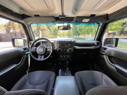 Imagen 7 de 13 de Jeep Wrangler 3.6 Unlimited Sport Auto 4wd