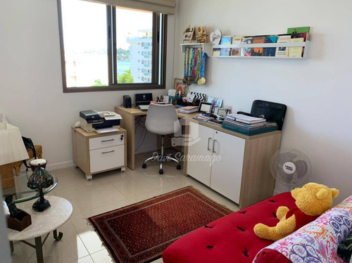 Apartamento Com 4 Quartos Em Charitas! - Ap0813