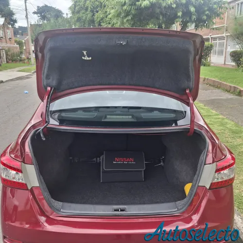 Nissan Sentra 1.8 B17 Advance