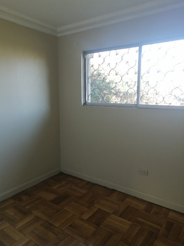 Avenida España, Casa Un Pisos, Aislada, Excelente Ubicación
