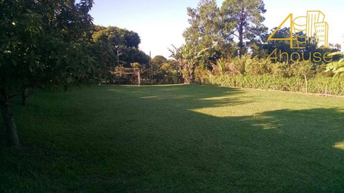 Araçoiaba Da Serra - Linda Chácara 5.000m² Área Construída 235m² Piscina Na Rua João Leôncio De Sá Para Venda / Permuta. - Ch0008