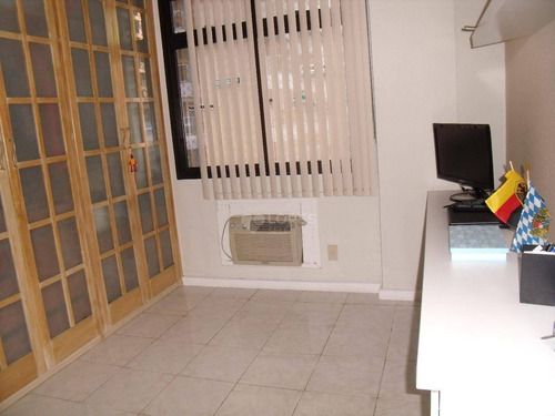 Apartamento Com 3 Quartos, 110 M² Por R$ 900.000 - Icaraí - Niterói/rj - Ap46131