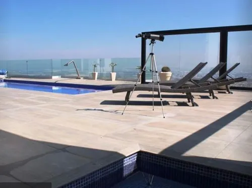 Venta De Residencia En Vista Real Country Club, Corregidora