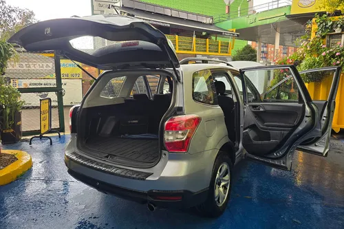 Subaru Forester 2.0 Mt 4x4