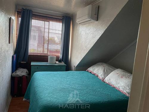 Linda Casa En Venta De 4 Dorm. En Curicó