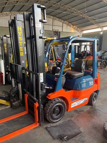 Imagem 4 de 6 de Empilhadeira Toyota Modelo 7fg15 Cap 1,5 Ton Ano 00
