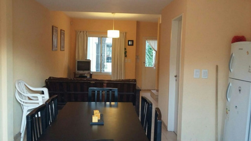Duplex/casa Pinamar Calle Jason Alquiler