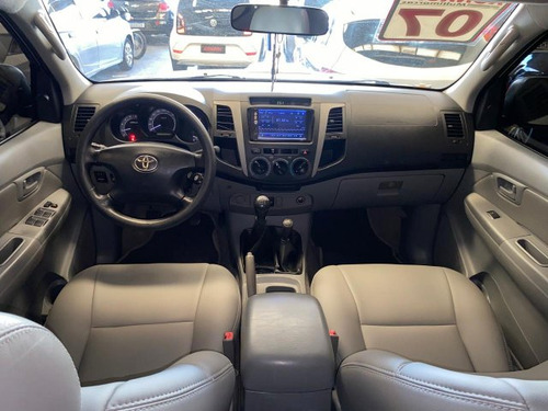 Toyota Hilux Hilux 3.0 SRV 4X4 CD 16V TURBO INTERCOOLER DIESEL 4P MANUAL