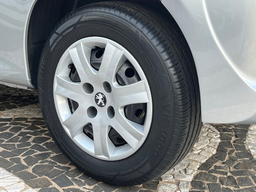 Peugeot 207 1.4 XR 8V FLEX 2P MANUAL