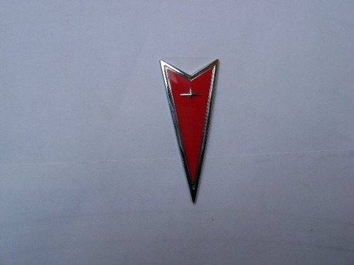 Emblema De Pontiac (9.4 X 4.2 )