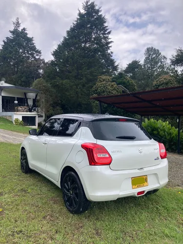 Suzuki Swift 1.2 Hybrid 2Wd