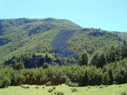 Hermoso Terreno Con Orilla De Río En Venta En Futalefu