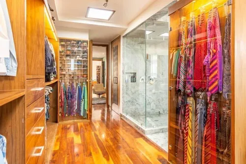 Vende Casa Con Uso De Suelo Lomas De Chapultepec