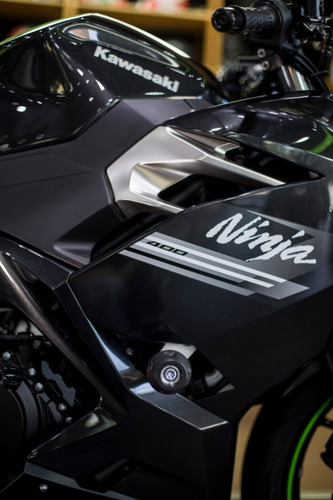 Imagen 12 de 25 de Lider Moto Kawasaki Ninja 400 Deportiva