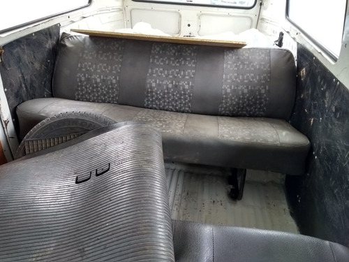 Volkswagen Kombi 2001 1.6 Std 3p Gasolina