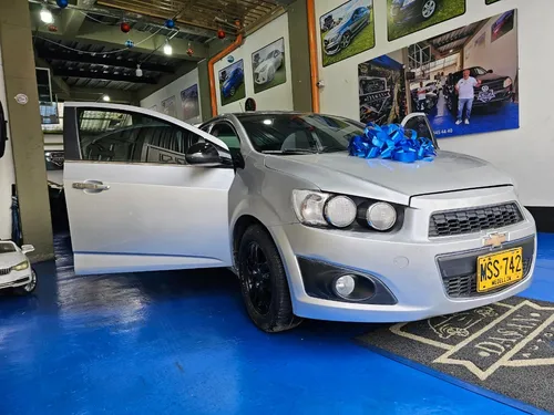 Chevrolet Sonic LT 1.6 MT