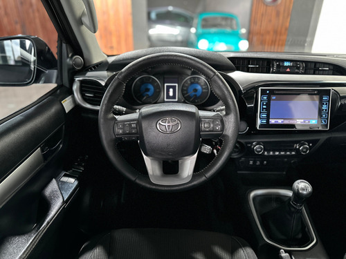 Toyota Hilux Pick-Up 2.8 Cd Srv 177cv 4x4