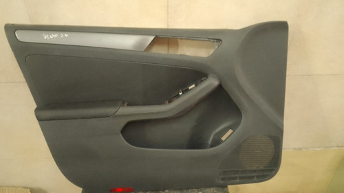 Tapizado De Puerta Volkswagen Vento Delantero Izquierdo 2011