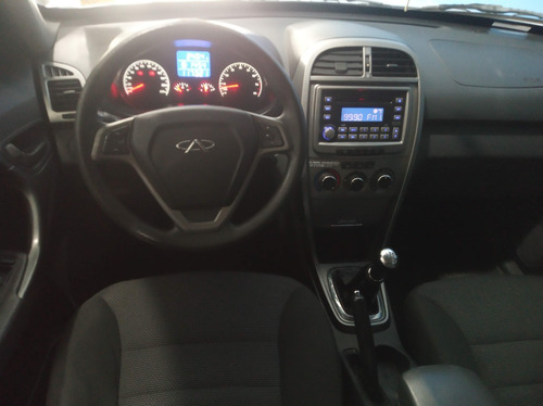 Imagen 14 de 19 de Chery Tiggo 1.6 Comfort 2015