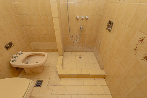 Venta Casa 5 Ambientes En Moron Norte