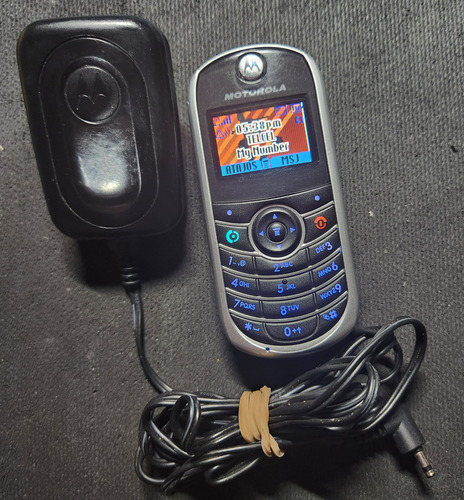 Celular Motorola C139 Telcel Funcionando Bien, Cargador Original, Basico Económico Retro Clasico Barato, Nokia C3 1200 N8 N96 C3 5300 3220 1100 1108 (Usado)