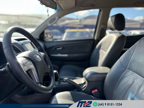 Toyota Hilux CD SRV 4X4 2.7 FLEX 16V AUT.