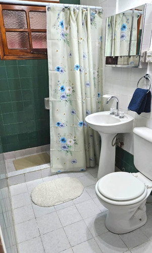 Casa En Esquel, 2 Habitaciones, Hasta 6 Pax, Excelente Ubic.