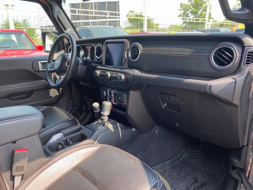 Imagen 4 de 8 de Jeep Wrangler 2019 3.7 Unlimited Sahara 3.6 4x4 At