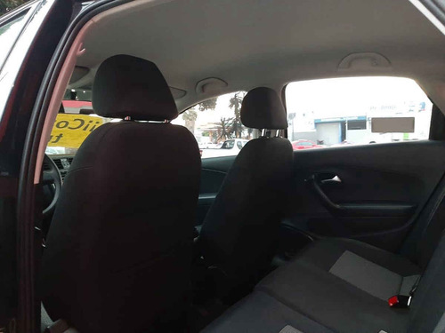 Imagen 10 de 11 de Volkswagen Vento 2014 Active 1.6l Aut Credito Garantia