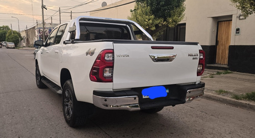 Toyota Hilux Pick-up 2.8 Cd Srv 177cv 4x4