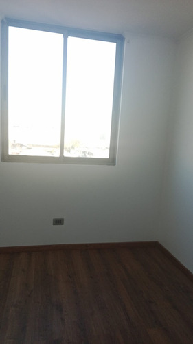 Departamento Remodelado Con Hermosas Áreas Verdes