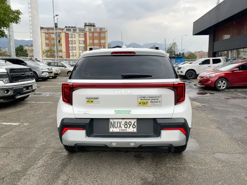 Kia Sonet 1.5 Vibrant Mt