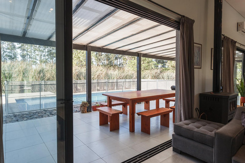 Casa En Venta En Barrancas De San Benito, Chapadmalal.