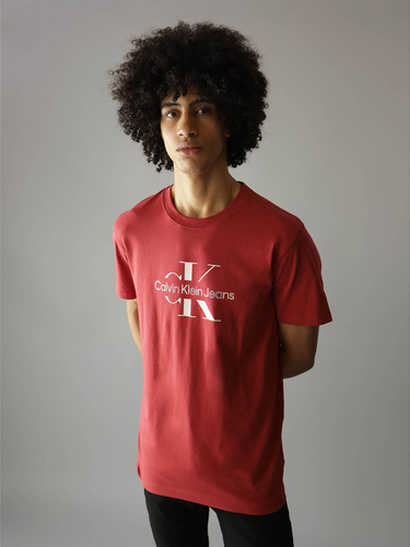 Polera Disrupted Outline Monologo Rojo Calvin Klein