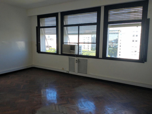 Venta Oficina Tres Ambientes En Monserrat