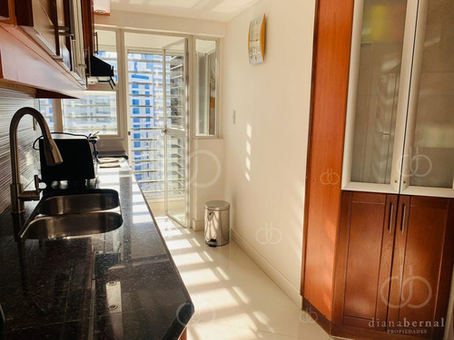 Imagen 27 de 28 de Venta De Apartamento De 2 Dormitorios En Torre Cristal Punta Del Este