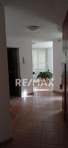 Imagen 12 de 14 de Apartamento En Venta Edif Apure - Carrizal