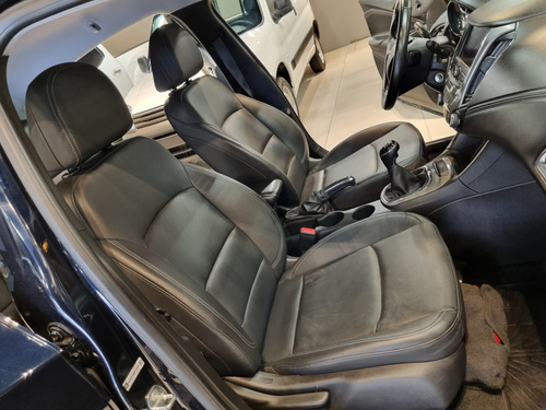 Chevrolet Cruze II 1.4 Sedan Lt
