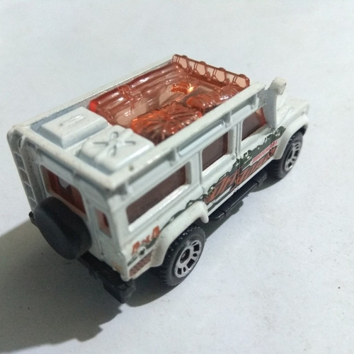 Matchbox Land Rover Defender White - Mbx Explorers  Blanco