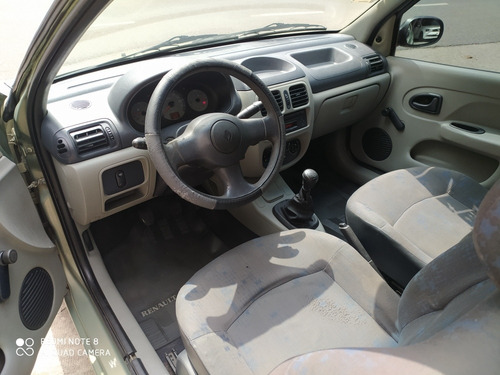 Renault Clio 1.5 Authent. Aa 2005