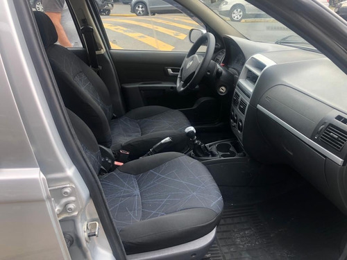 Imagem 7 de 9 de Fiat Palio Elx 1.4 Flex