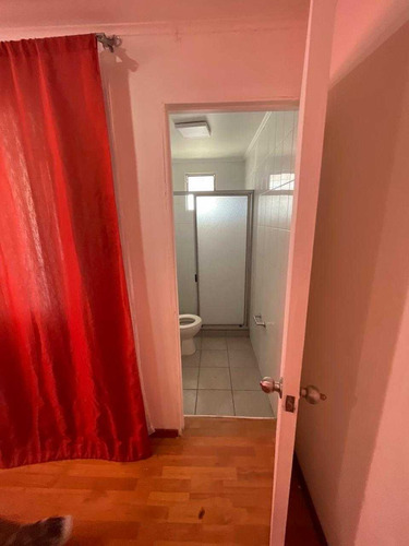 Amplia Casa En Arriendo (80084)