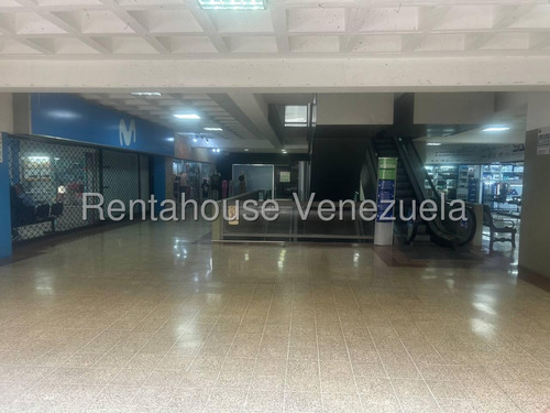 Ip Alquilo Local En Los Palos Grandes 25-17397