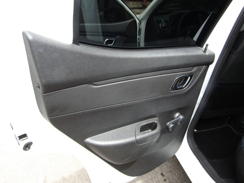 Renault Kwid 1.0 Outsider